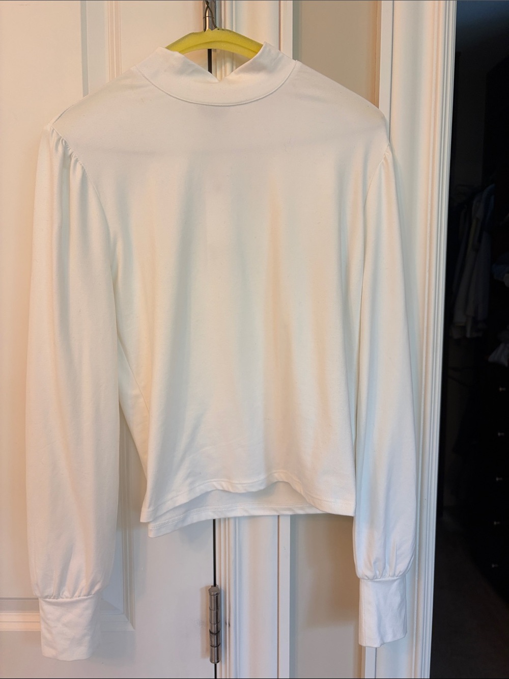 BB Dakota White Mock Neck Long Sleeve Top